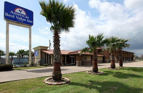 Angleton Hotel | Americas Best Value Inn Angleton