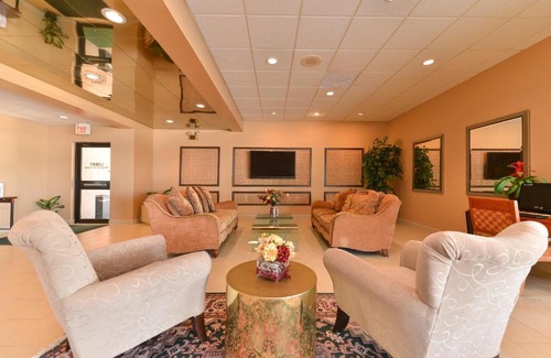 Victoria Hotel | Americas Best Value Inn and Suites Victoria