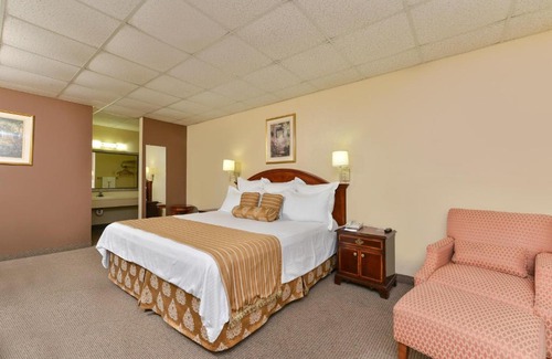 Victoria Hotel | Americas Best Value Inn and Suites Victoria