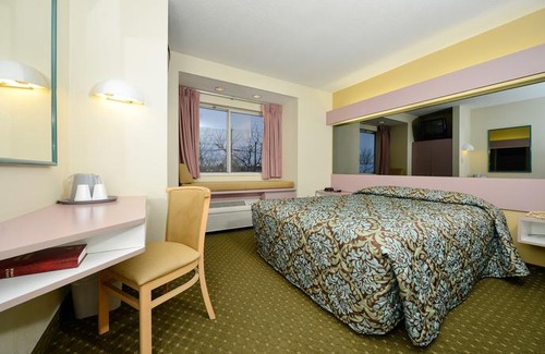 East Syracuse Hotel | Americas Best Value Inn - East Syracuse