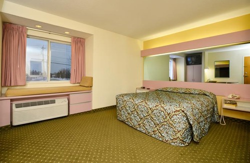 East Syracuse Hotel | Americas Best Value Inn - East Syracuse
