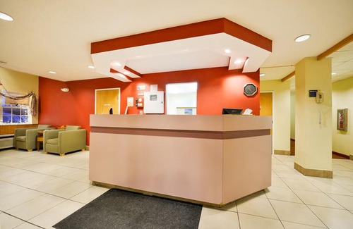 East Syracuse Hotel | Americas Best Value Inn - East Syracuse