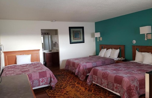 Evans Hotel | Americas Best Value Inn Greeley Evans