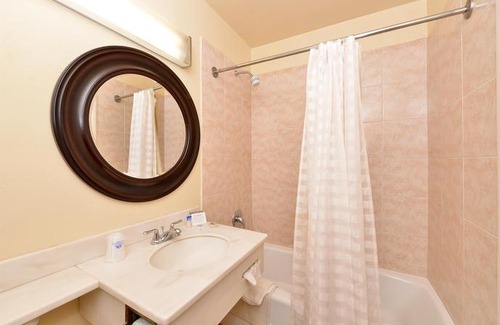 Austinburg Hotel | Americas Best Value Inn Ashtabula/Austinburg