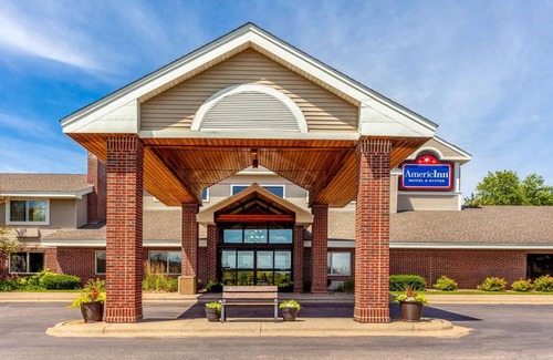 Stillwater Hotel | AmericInn by Wyndham Stillwater