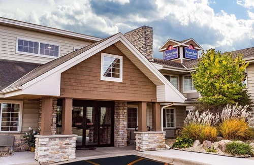 Long Lake Hotel | AmericInn by Wyndham Hotel and Suites Long Lake