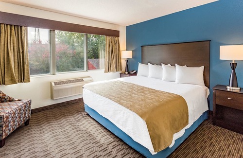 Long Lake Hotel | AmericInn by Wyndham Hotel and Suites Long Lake