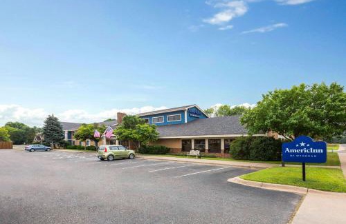 North Branch Hotel | AmericInn by Wyndham North Branch