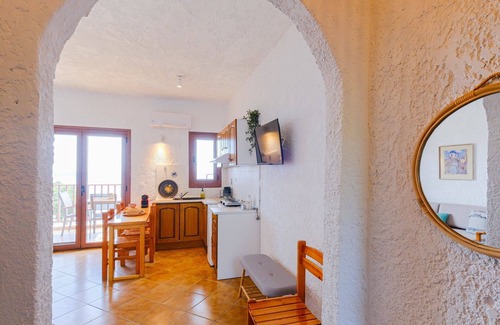 Kassandra Apartment | Amfitriti Seafront Apartment 3 by RentalsPro