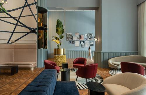Kuala Lumpur Apartment | AMI Suites - Arte Mont Kiara