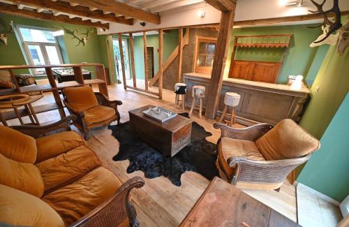 Nassogne House | Amilla