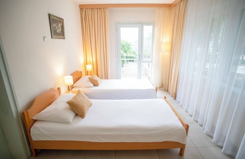 Supetar Resort | Aminess Vival Casa Velaris