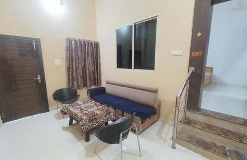Ujjain Villa | Amogh Homestay - From the Home, To The Home