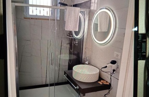 Civitavecchia House | Amos Port-Suite