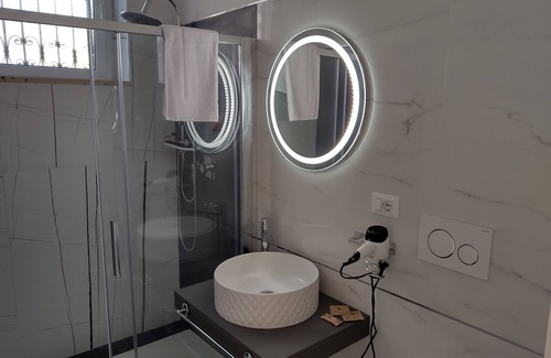 Civitavecchia Apartment | Amos Port-Suite