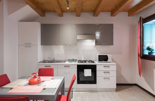 San Zeno Apartment | Ampio alloggio con due camere da letto