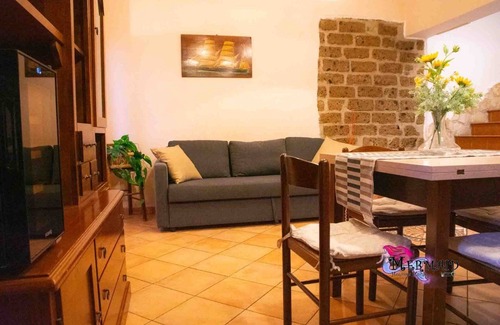 Nettuno Apartment | Ampio appartamento a poca distanza dal mare! Adatto per coppie e gruppi di amici