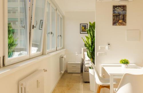 Udine Apartment | Ampio, Luminoso e in Posizione strategica 4A
