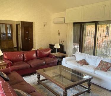 Punta del Este House | Amplia, 4 dormitorios y piscina climatizada