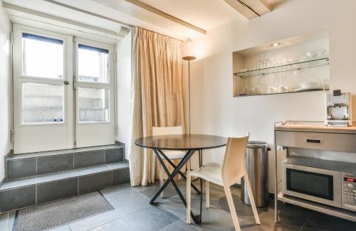 Canal Ring Apartment | Amsterdam Canal Guest Apartment