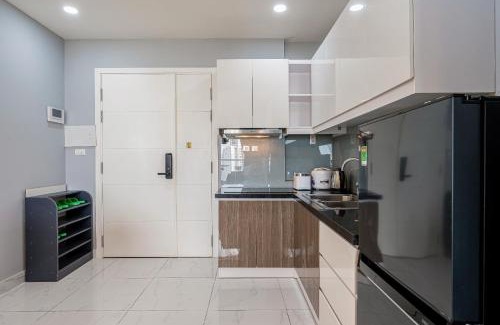 Phuong 8 Apartment | An Corner - Terra Royal 2 Bedrooms Nice View
