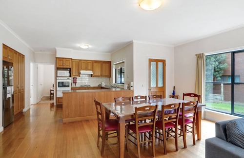 Port Fairy House | An East Beach property without the East Beach price tag.