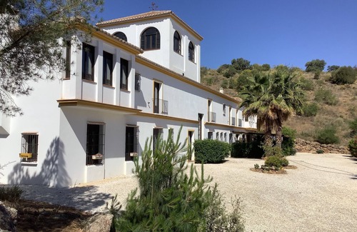 Almogia House | An Experience in Beauty, and Tranquility,