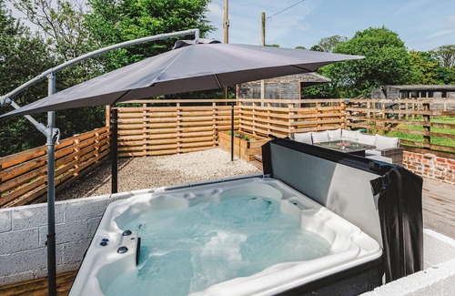 Dalry Cottage | An ideal cottage for friends and family to enjoy a relaxing break.