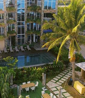 Calatagan Hotel | Anam Beach Resort
