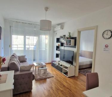 Zvezdara Apartment | ANAMARIE Apartment, free parking, Belgrade, Center, SRB