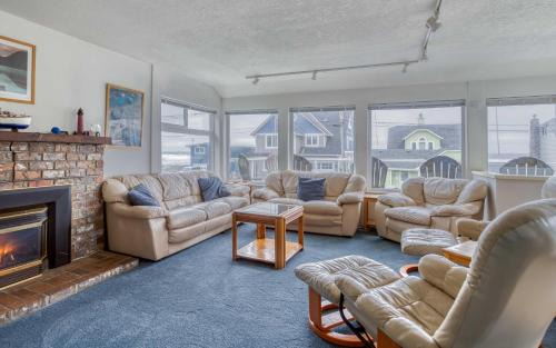 Nelscott House | Anchor View