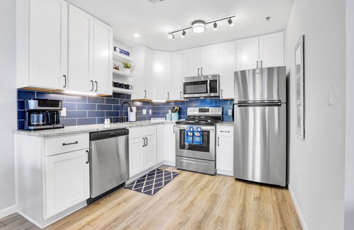 Ono Island Condo | Anchors Awave! Cozy Coastal Condo, Pool, Hot Tub, Gulf View, Steps to the Beach!