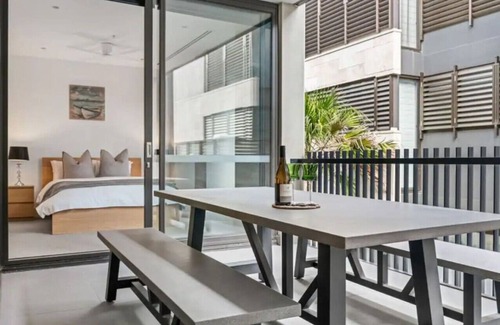 Mornington Apartment | Anchors Away | Escape in the heart of Mornington