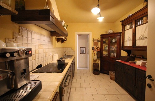 Vicopelago House | Ancient country house 8 km from Lucca with swimming pool and wifi