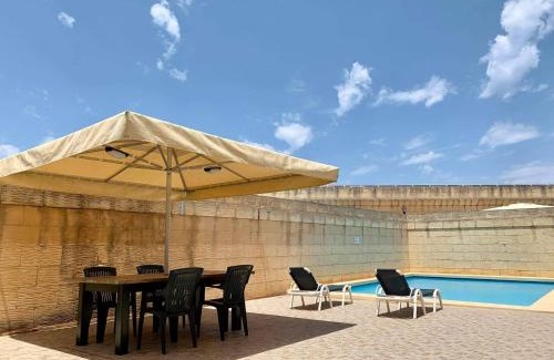 Victoria House | Andar Farmhouse
