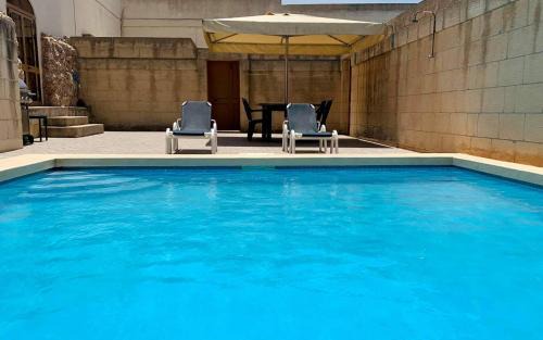 Victoria House | Andar Farmhouse