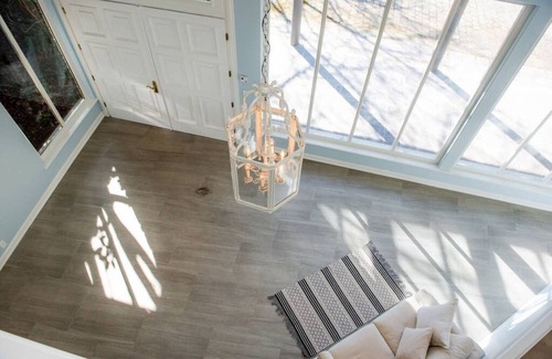 Cobble Hill Villa | Anderson Lane l Beach Access l Sleeps 22 I Hot Tub