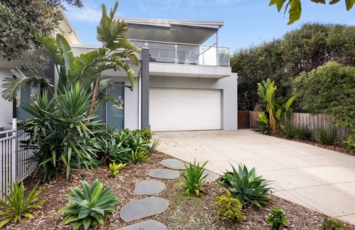 Torquay House | Anderson Pool Premium