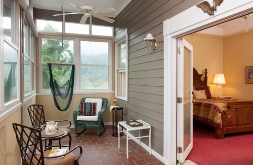 Waynesville Bed & Breakfast | Andon-Reid Inn B&B