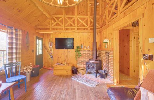 Andover House | Andover Cabin Retreat with Hot Tub and Fireplace!