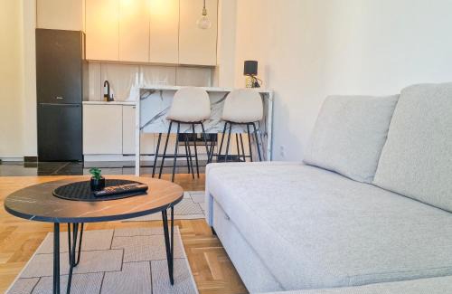 Vozdovac Apartment | Andrej Lux