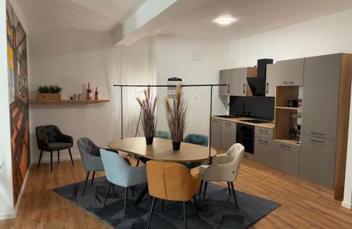 Weisser Hirsch Apartment | ANER7 luxuriöses Familienapartment für bis zu 6 Personen mit kleinem Heimkino