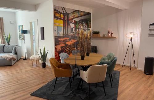 Weisser Hirsch Apartment | ANER7 luxuriöses Familienapartment für bis zu 6 Personen mit kleinem Heimkino