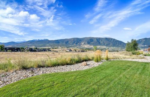 Wolf Creek House | Angels Landing All Season Paradise Powder Mountain Views & Golfing