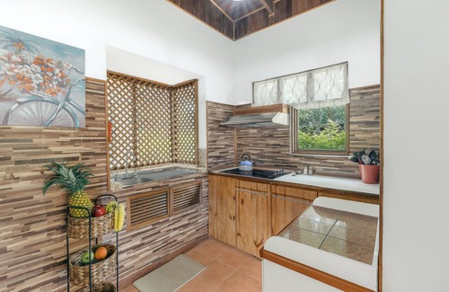 Playa Hermosa Condo | Angels Mar Villa Hermosa 2b/2b European Villa
