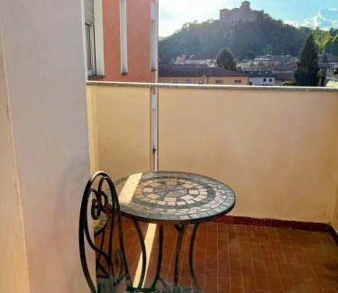 Angera Apartment | Angera Via Roma