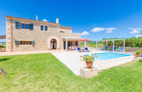 Manacor House | Angigal