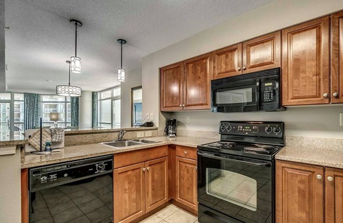 Myrtle Beach Condo | · Angle Oceanfront 2BR Condo - Top Rated Resort!