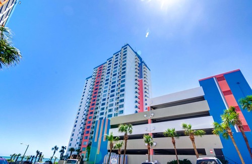 Myrtle Beach Resort | Angle Oceanfront Two Bedroom Condo + Official On-Site Rental Privileges