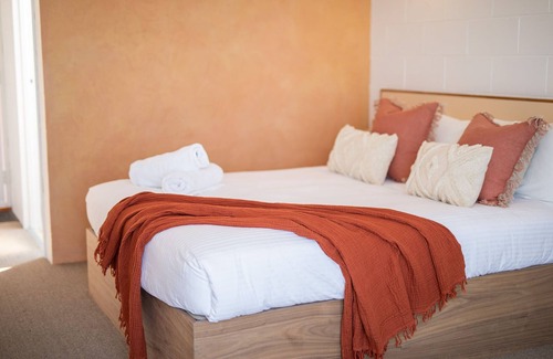 Anglesea Hotel | Anglesea Riverside Motel